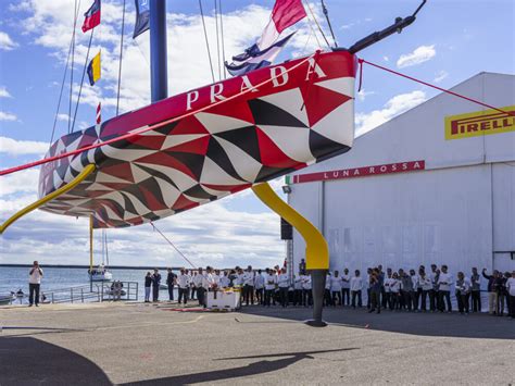 Prada Luna Rossa, varato il prototipo per l'America's